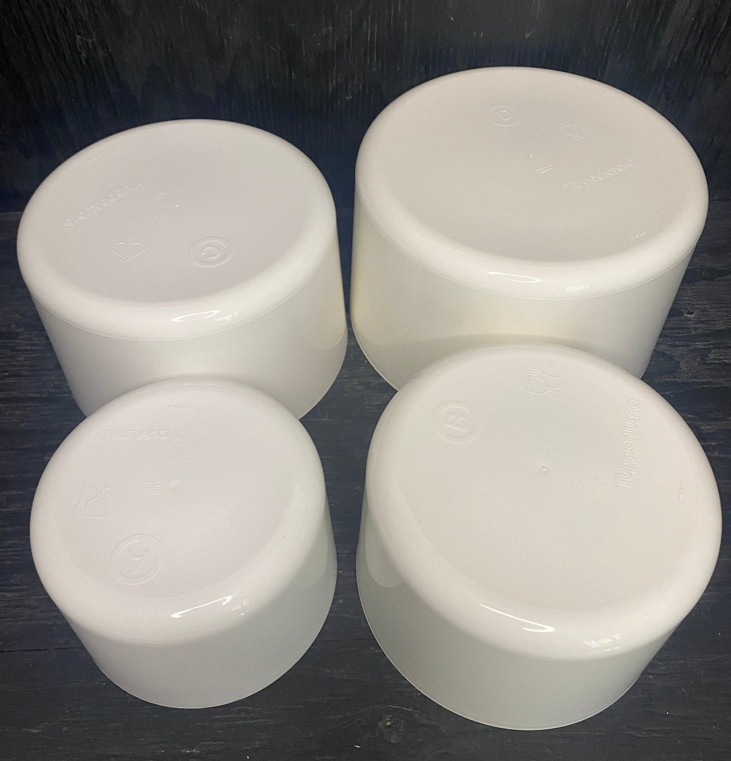 Tupperware 4 Piece One Touch Canisters - HLJ at HomeTupperware 4 Piece One Touch CanistersFood StorageTupperware