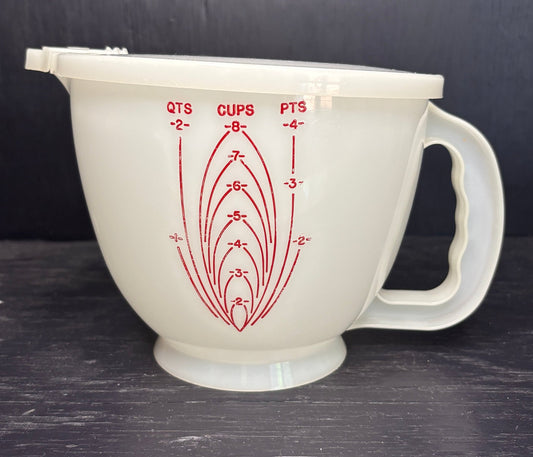Tupperware Mix N Store Measuring Pitcher