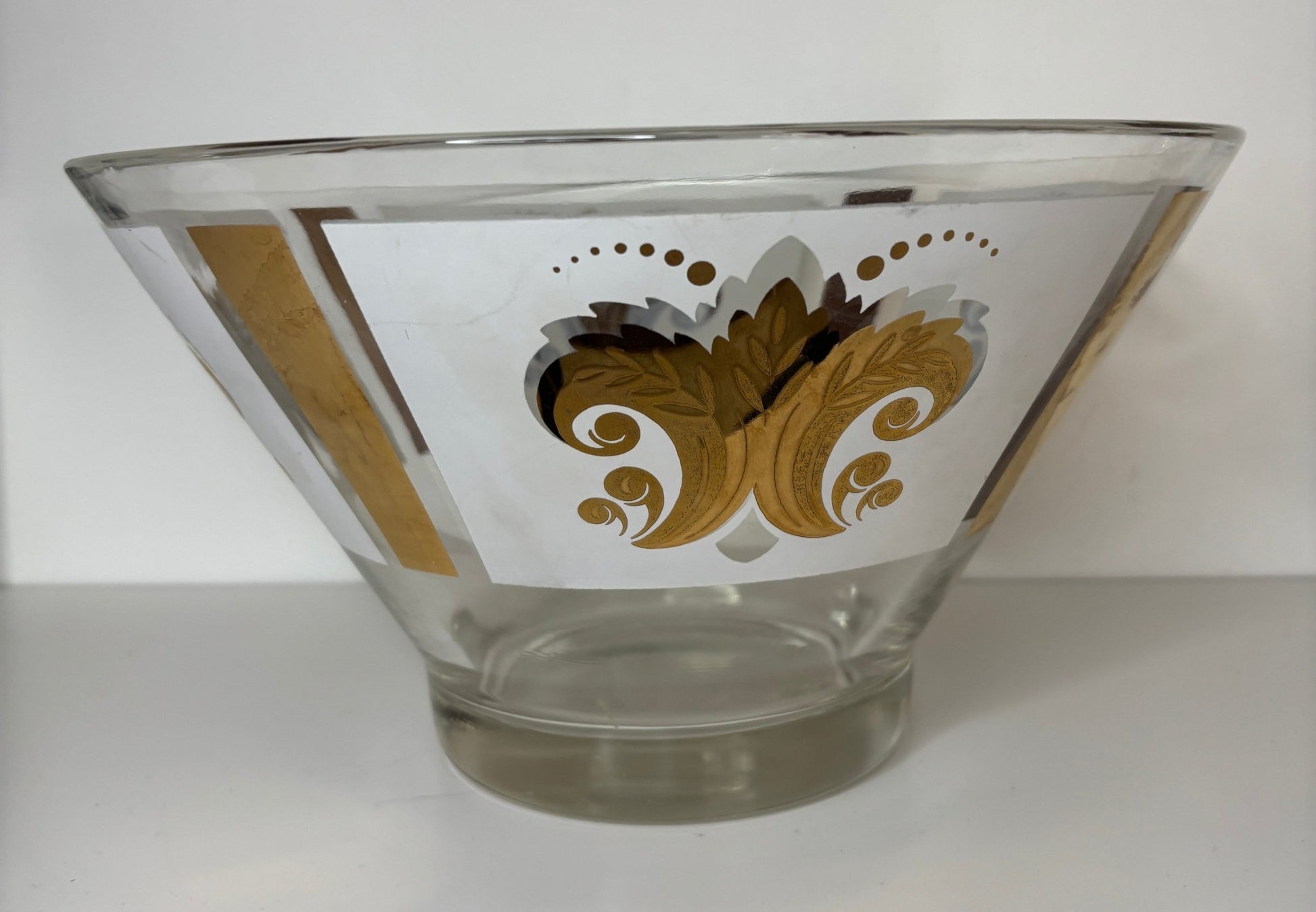 Vintage Anchor Hocking Gold Fleur De Lys Serving Bowl with Dip Bowl