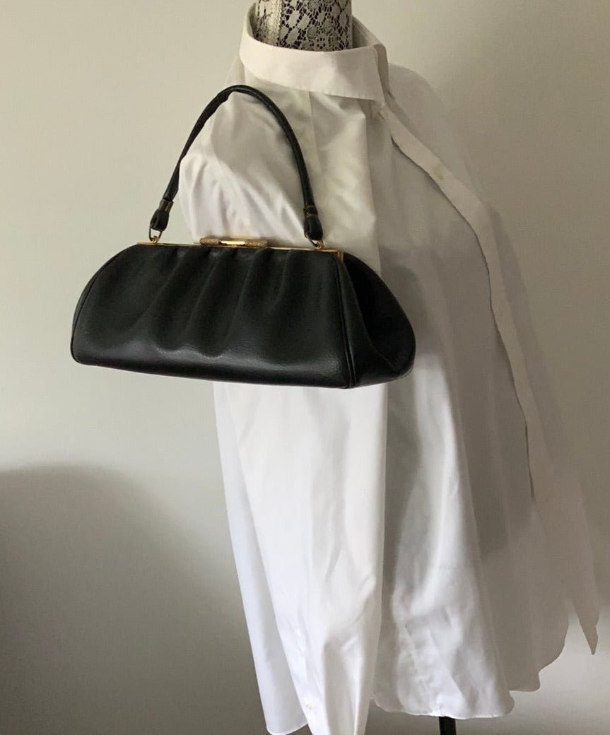 Vintage Black Leather Classic Handbag - HLJ at HomeVintage Black Leather Classic HandbagTop HandleVintage