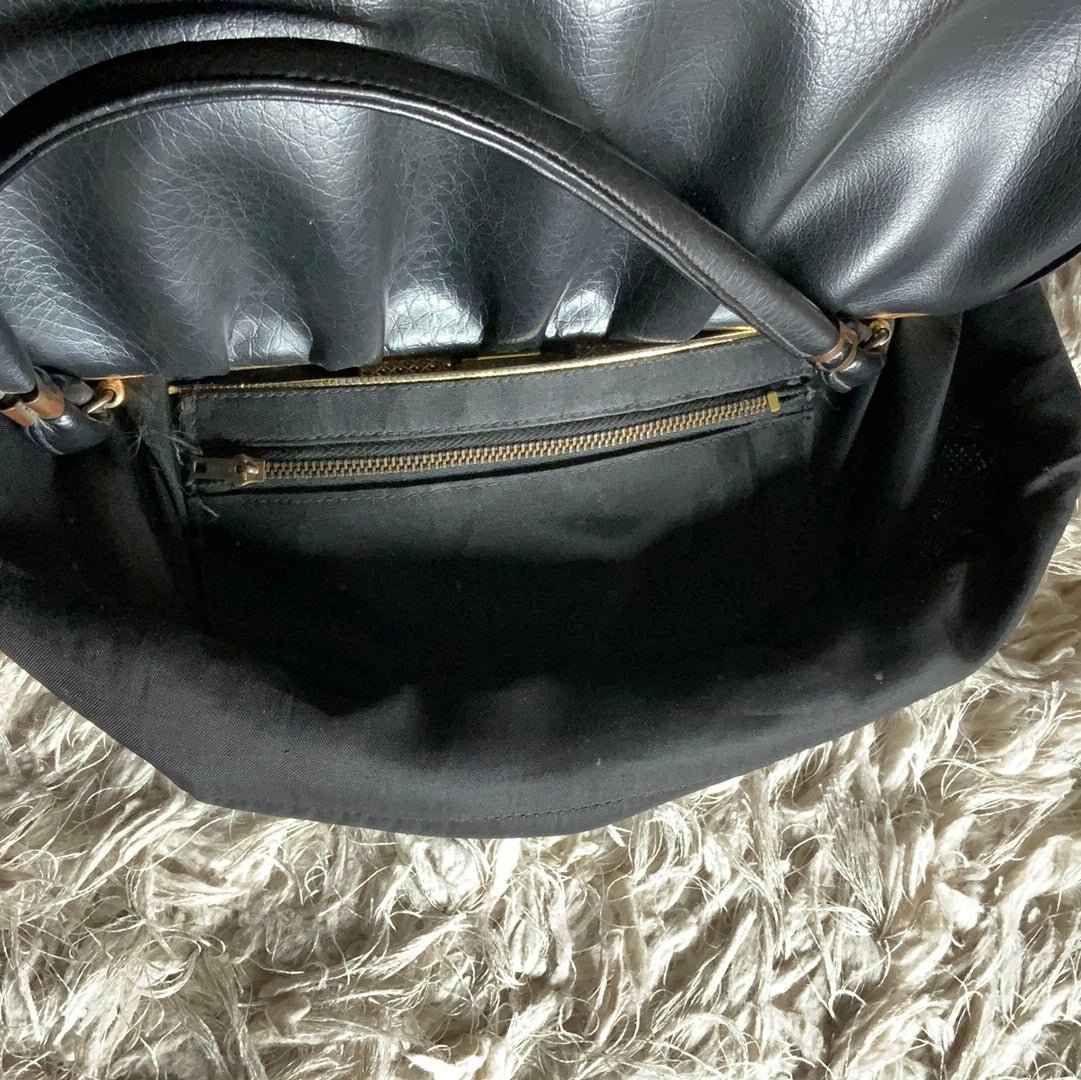 Vintage Black Leather Classic Handbag - HLJ at HomeVintage Black Leather Classic HandbagTop HandleVintage