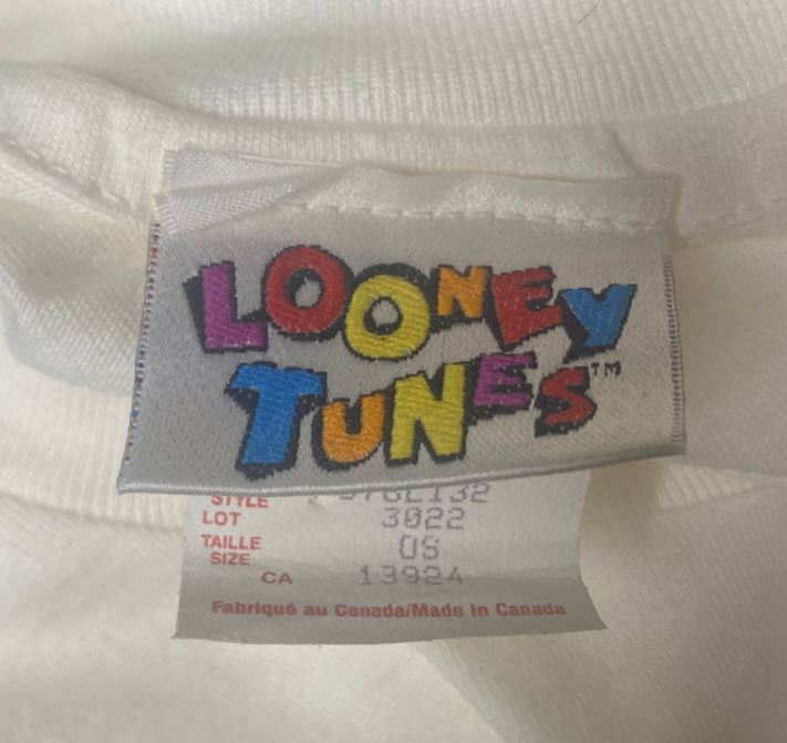 Vintage Bugs Bunny T Shirt with bugs bunny character image