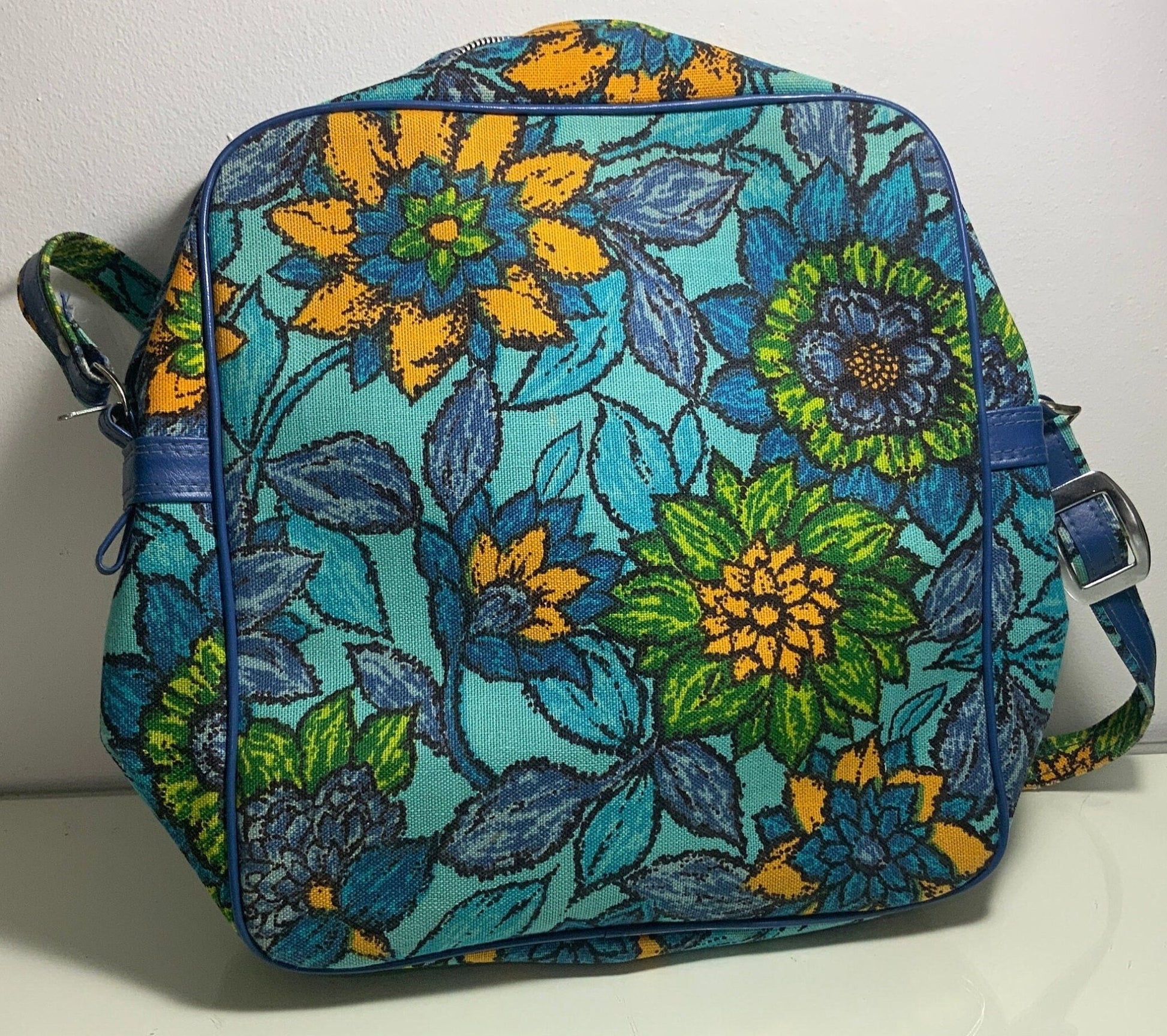 Vintage Floral Handbag Carry On Purse - HLJ at HomeVintage Floral Handbag Carry On PurseCarry OnHLJ at Home