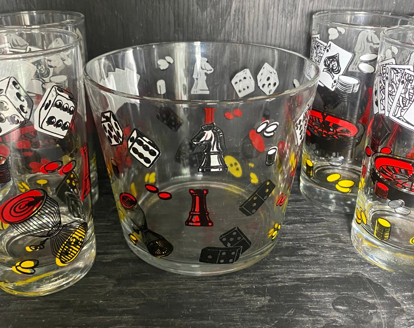 Vintage Game Night Casino Poker Ice Bucket and Drink Glasses - HLJ at HomeVintage Game Night Casino Poker Ice Bucket and Drink GlassesShot GlassHazel Atlas