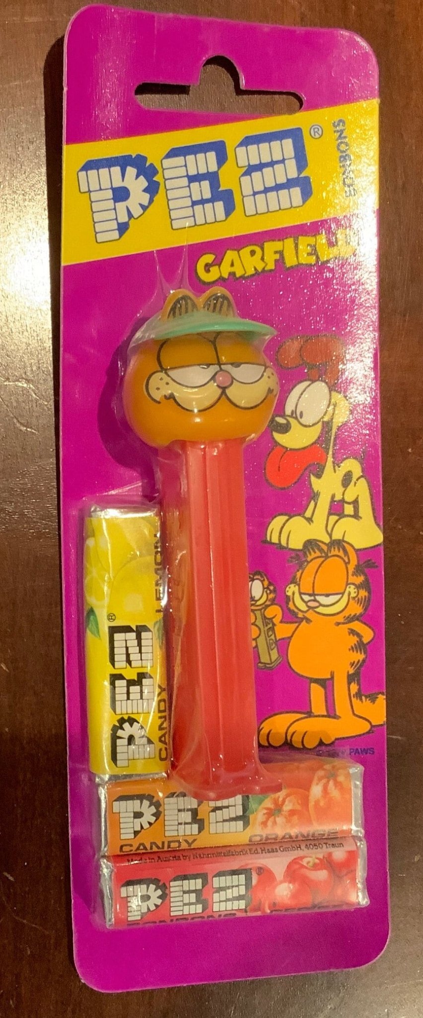 Vintage Garfield Pez Dispensers - HLJ at HomeVintage Garfield Pez DispensersPez DispenserPez