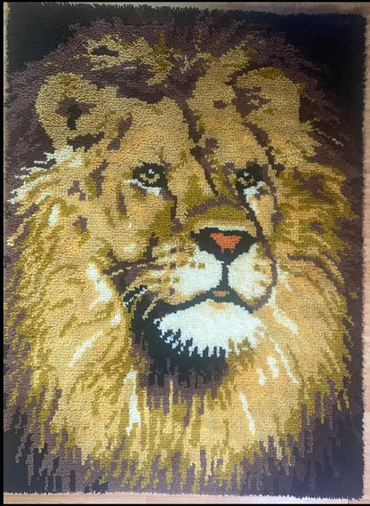 Vintage Lion Latch Hook Area Rug Tapestry