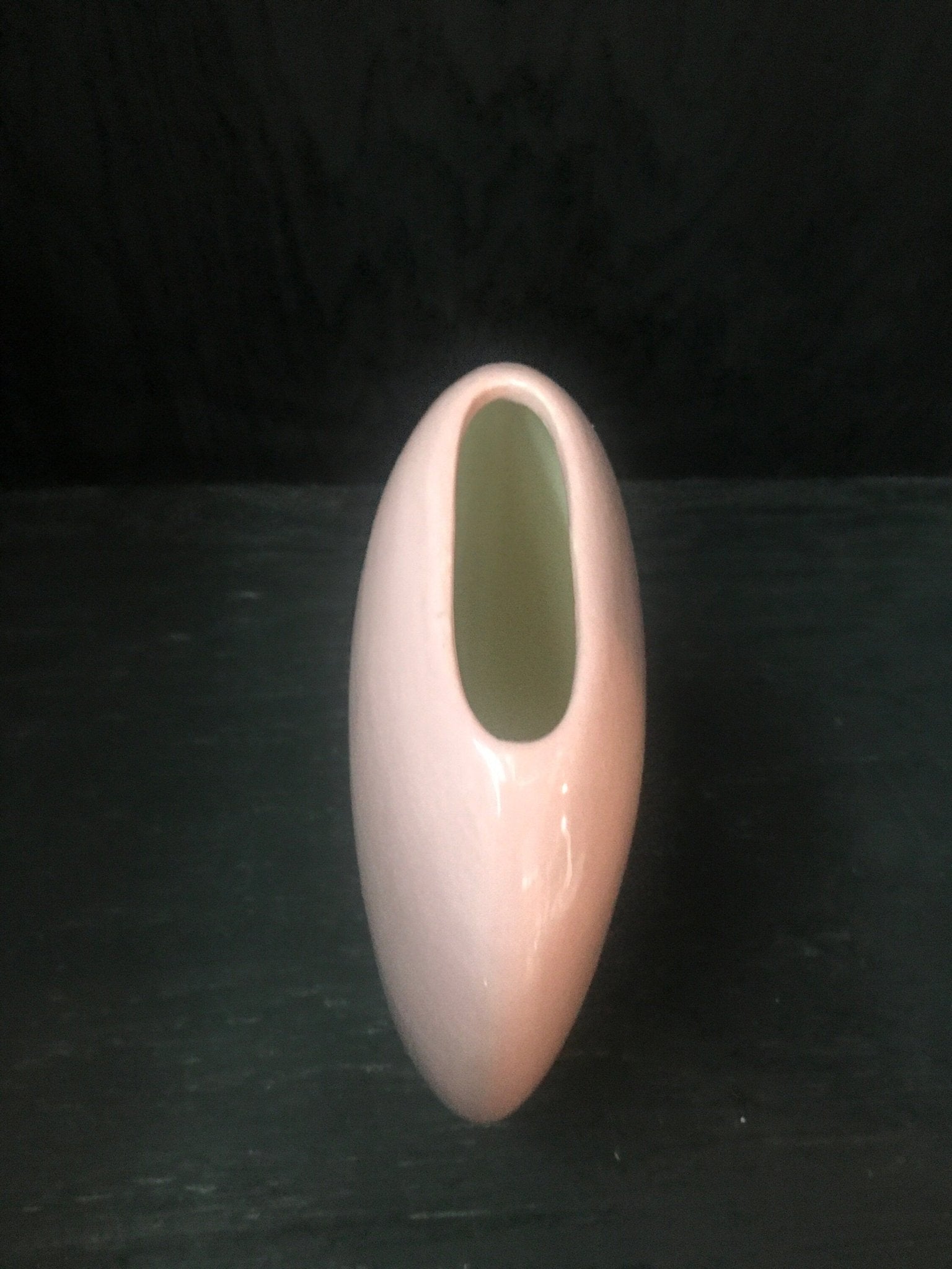 Vintage Modernist Retro Thin Pink Vase - HLJ at HomeVintage Modernist Retro Thin Pink VaseModernistHLJ at Home