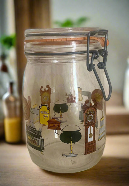 Vintage Niveau de Remplissage Arc France 1L Liter Glass Container with Bales