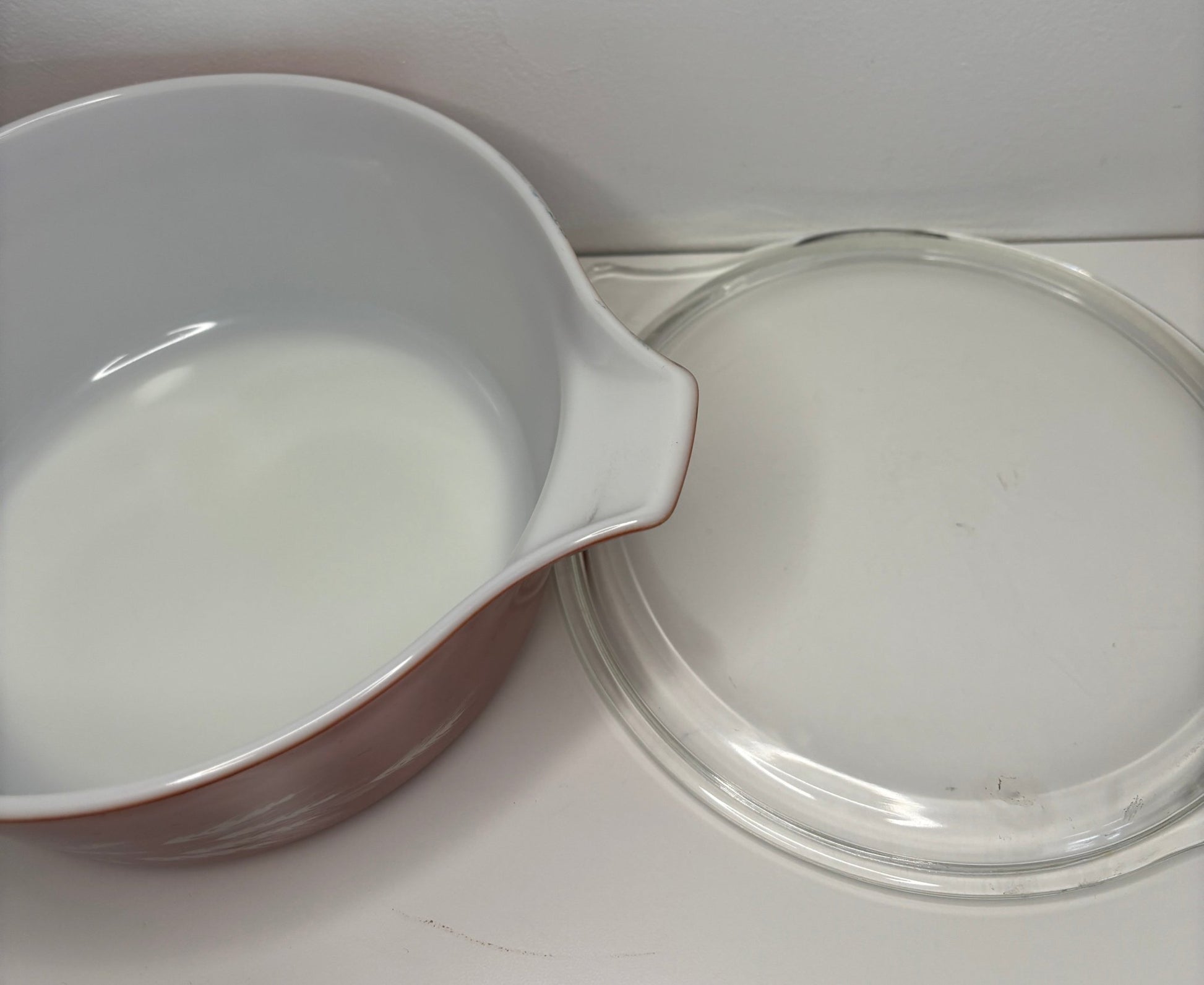 Vintage Pyrex Woodland Casserole Dish