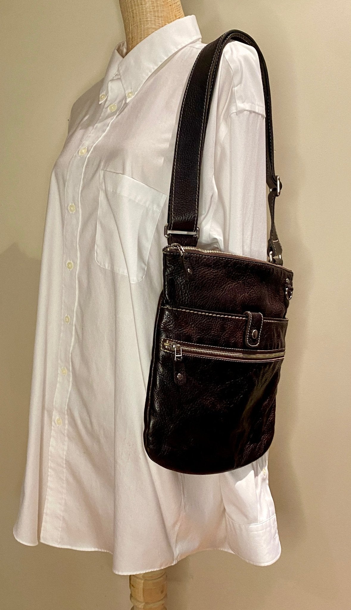 Vintage Roots Dark Brown Raised Leather Crossbody Purse - HLJ at HomeVintage Roots Dark Brown Raised Leather Crossbody PurseCrossbodyRoots