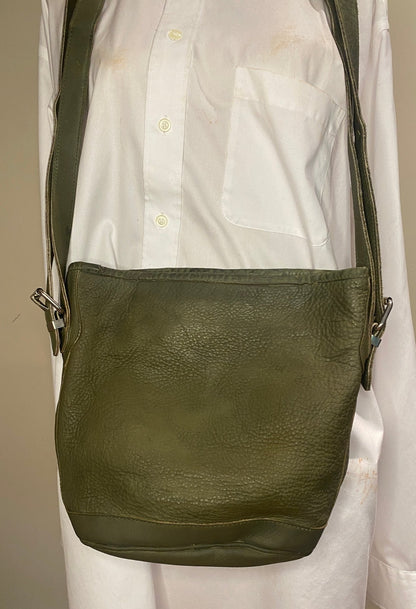 Roots Green Leather purse