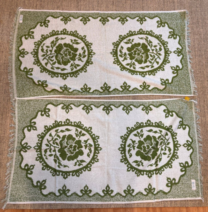Vintage Sears Canada Green Floral Bath Towels with flower design in green color