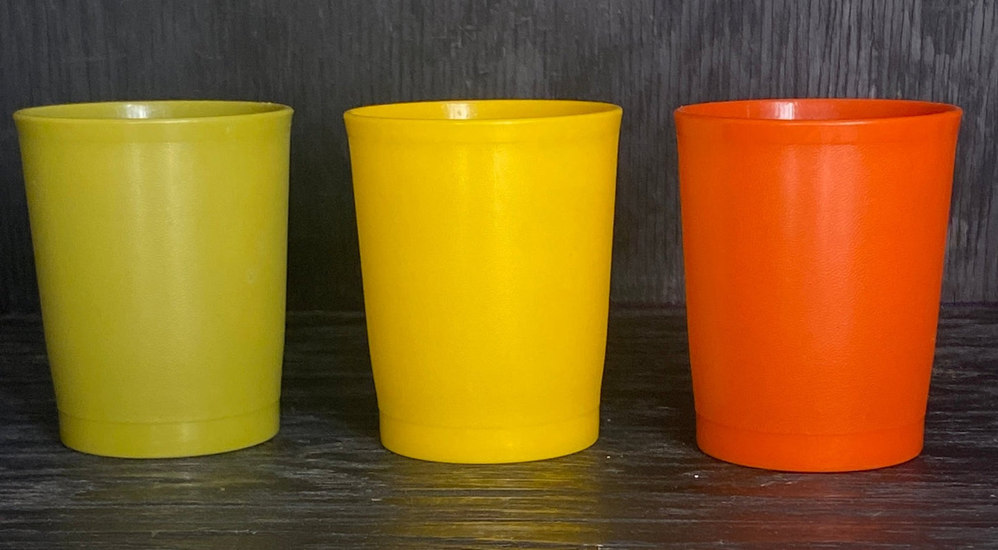 Vintage Tupperware Stackable Tumblers - HLJ at HomeVintage Tupperware Stackable TumblersDrink GlassesTupperware