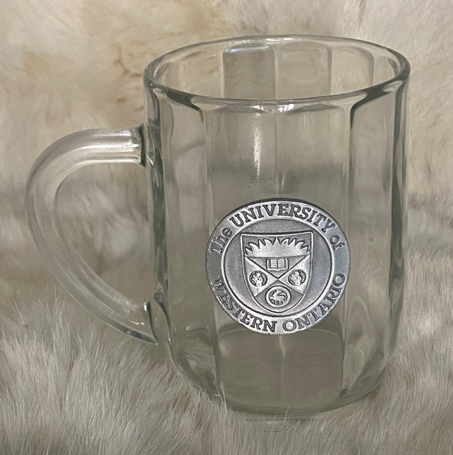 Vintage University of Western Ontario Glass Mug - HLJ at HomeVintage University of Western Ontario Glass MugBeer GlassUniversity of Western Ontario