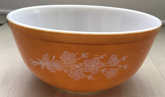 Pyrex Butterfly Gold 2.5 QT Mixing Bowl Pyrex 403